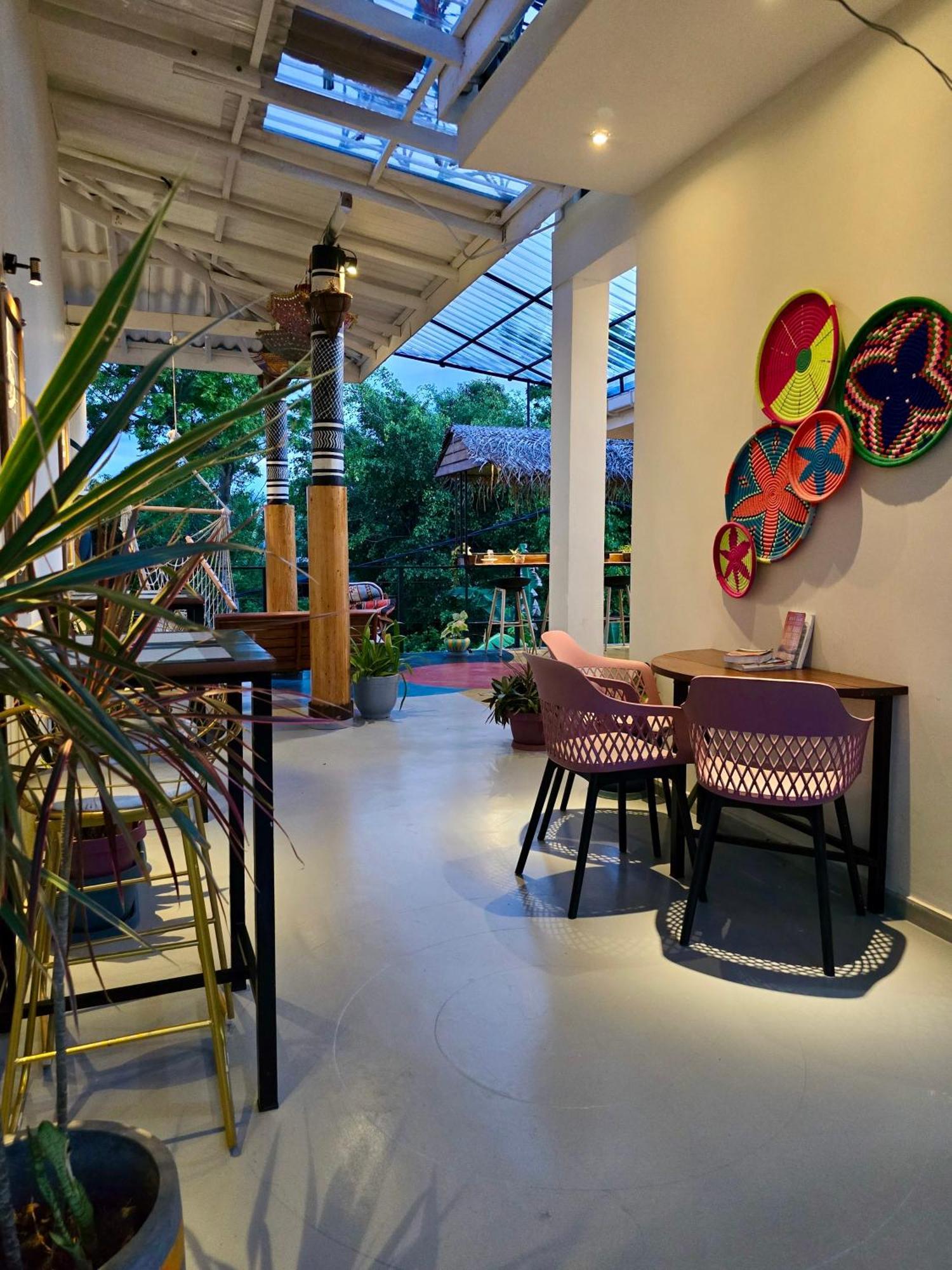 Habibi Hostel & Restaurant 우나와투나 외부 사진