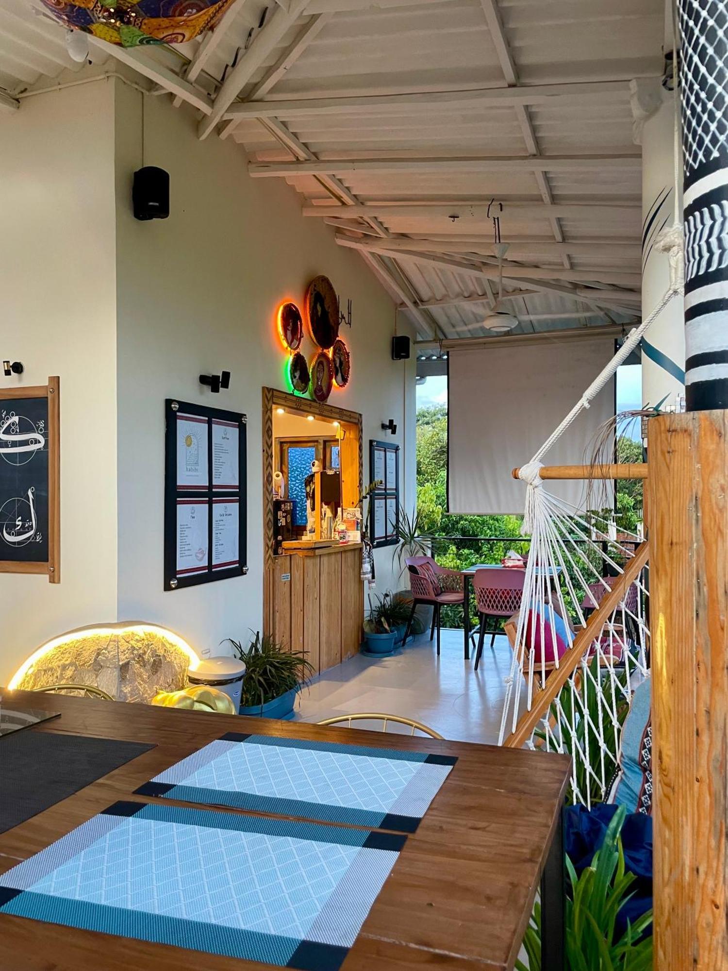 Habibi Hostel & Restaurant 우나와투나 외부 사진