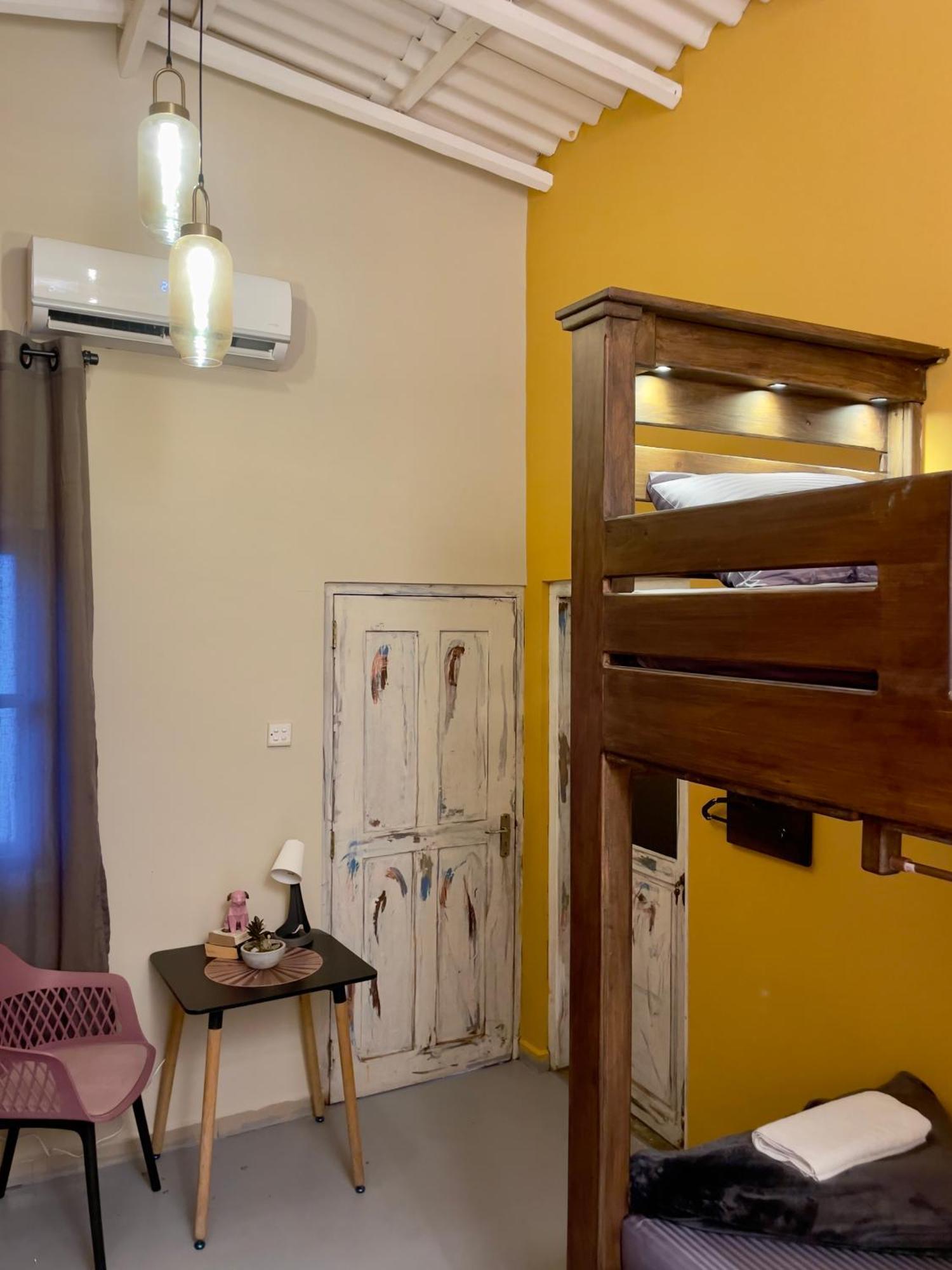 Habibi Hostel & Restaurant 우나와투나 외부 사진